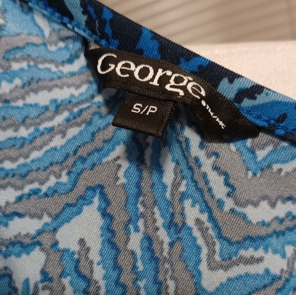 $4 Add-on Blue Cowl Neck Top - Size Small - Picture 7 of 8